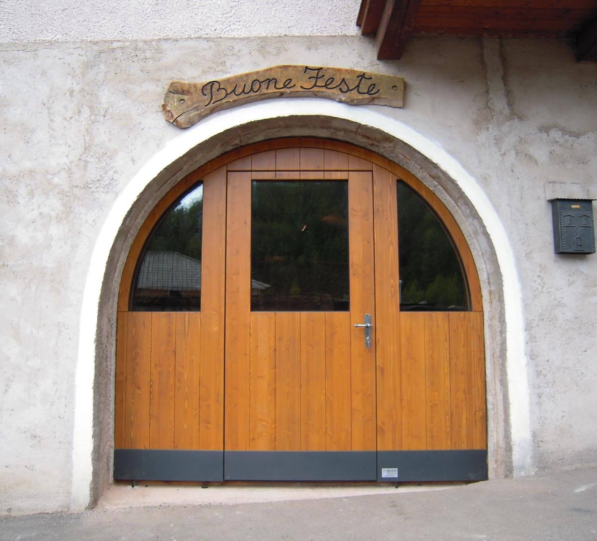 Portoni battenti in legno Gazzini-9