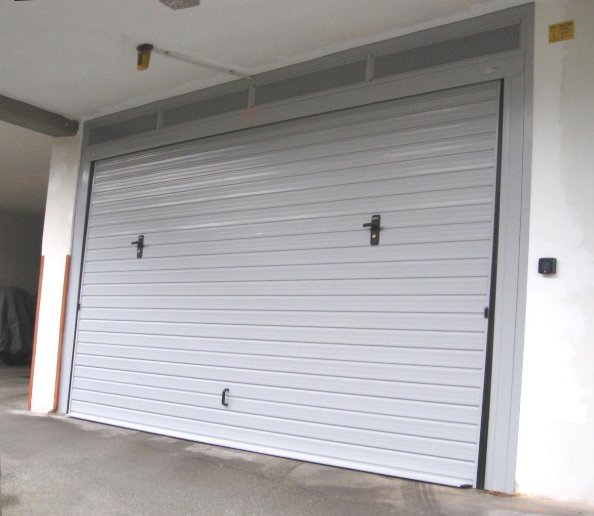Portoni per garage basculanti Gazzini-7