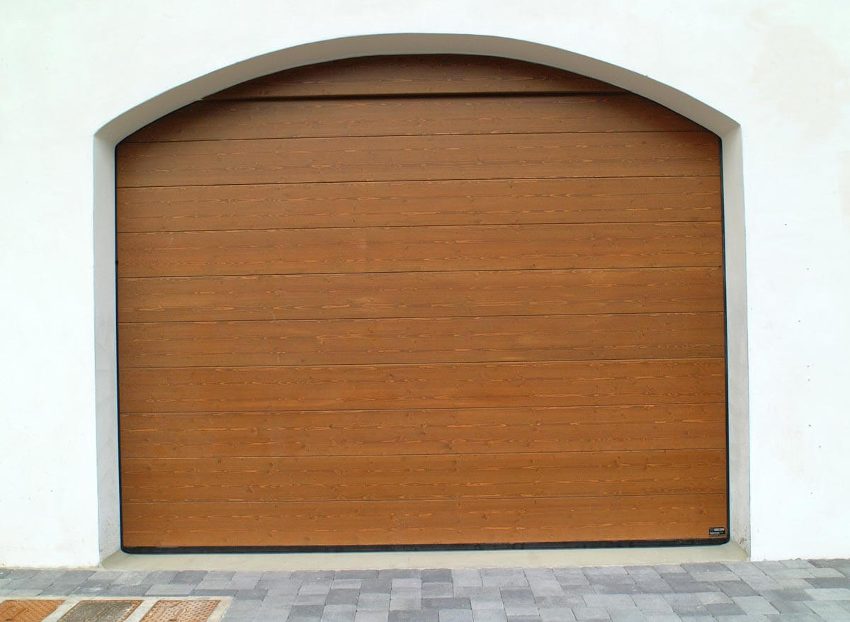 Portoni sezionali in legno Gazzini-10